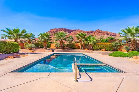 951 E Citadel Rd, Ivins, UT 84738