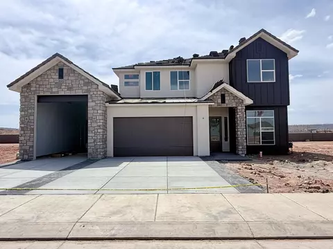 4758 S Woodrow Ln, Washington, UT 84780