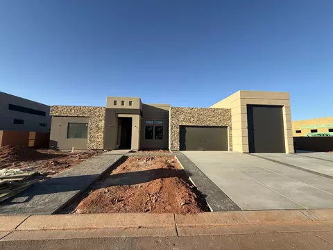 547 W 30 S, Ivins, UT 84738