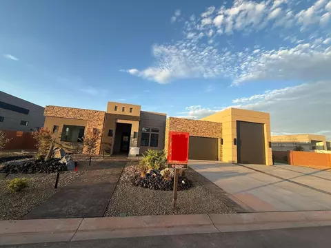 547 W 30 S, Ivins, UT 84738