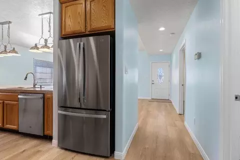 Entry Way - 149 S 100 E, Enterprise, UT 84725 photo 2 of 2