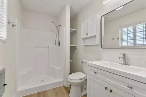Bath - 149 S 100 E, Enterprise, UT 84725 photo 1 of 3
