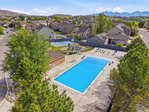 3926 E Barton Creek Dr, Eagle Mountain, UT 84005 photo 49