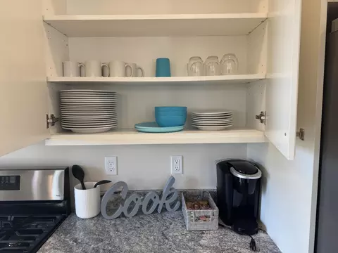 Kitchen - 1181 E Farmhouse Dr, Washington, UT 84780 photo 3 of 4