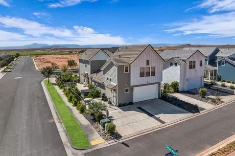 View/Area - 1181 E Farmhouse Dr, Washington, UT 84780 photo 1 of 5