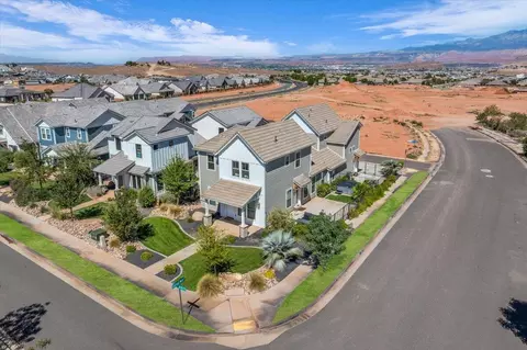 View/Area - 1181 E Farmhouse Dr, Washington, UT 84780 photo 2 of 5