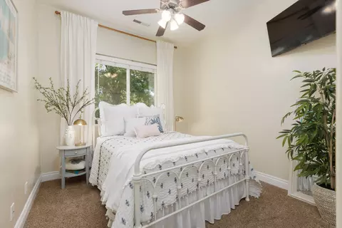 Bedroom - 795 E Desert Bloom Ct, Washington, UT 84780 photo 4 of 6