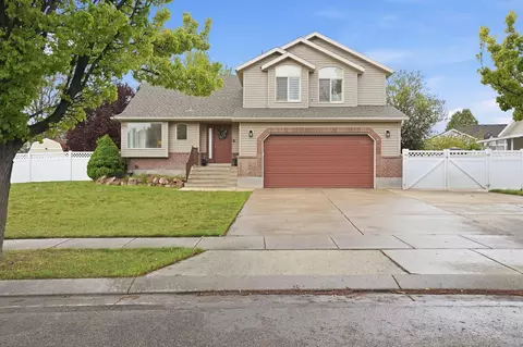 4975 Mcginnis Ln, West Jordan, UT 84081
