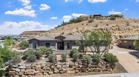 2009 E Knolls Dr, Saint George, UT 84790
