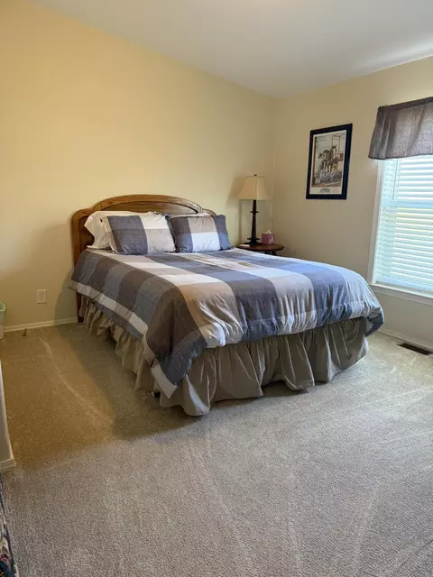 Bedroom - 2405 S Lower Boulder Rd, Boulder, UT 84716 photo 17 of 19
