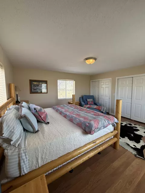 Bedroom - 2405 S Lower Boulder Rd, Boulder, UT 84716 photo 13 of 19