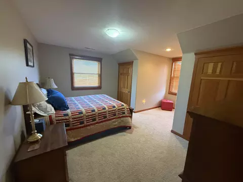 Bedroom - 2405 S Lower Boulder Rd, Boulder, UT 84716 photo 7 of 19