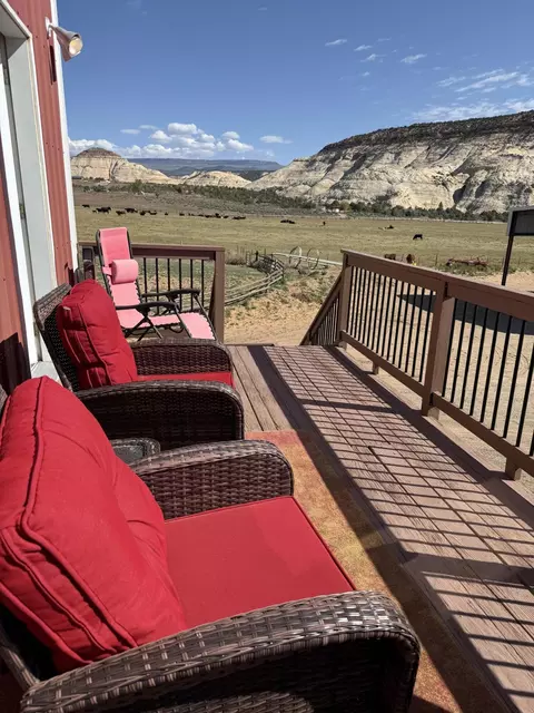 Exterior - 2405 S Lower Boulder Rd, Boulder, UT 84716 photo 2 of 12