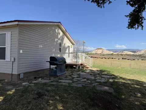 Exterior - 2405 S Lower Boulder Rd, Boulder, UT 84716 photo 6 of 12
