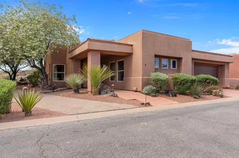 2590 Pioneer Pkwy #4D, Santa Clara, UT 84765