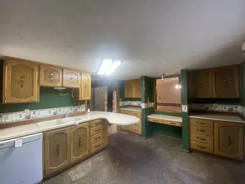 Kitchen - 982 Spruce St, Cedar City, UT 84720 photo 2 of 3
