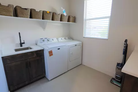 Other - 1432 E Toliman Way, Washington, UT 84780 photo 3 of 4