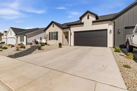 Exterior - 2807 N Rosie Lp Lp, Cedar City, UT 84721 photo 7 of 8