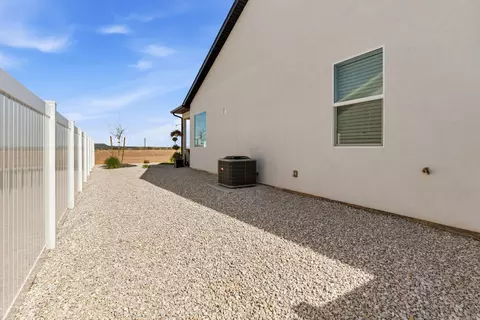 Exterior - 2807 N Rosie Lp Lp, Cedar City, UT 84721 photo 6 of 8