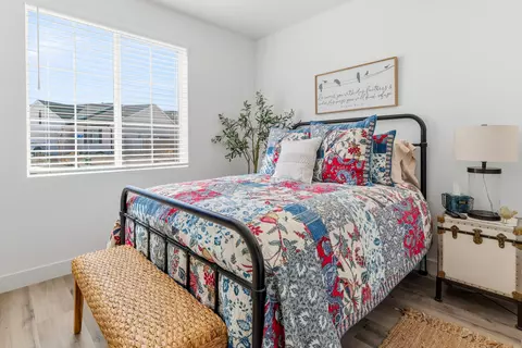 Bedroom - 2807 N Rosie Lp Lp, Cedar City, UT 84721 photo 1 of 5