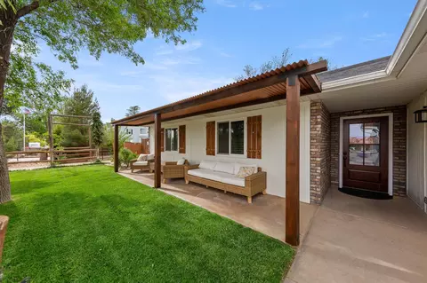 1470 W Jade Dr, Saint George, UT 84770