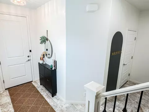 Entry Way - 524 S Riverbed Dr, Washington, UT 84780 photo 1 of 3
