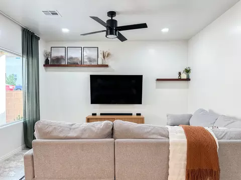 Living - 524 S Riverbed Dr, Washington, UT 84780 photo 2 of 2