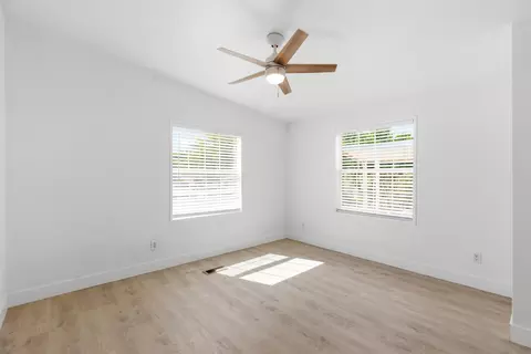 114 N 100 E, Washington, UT 84780 photo 16