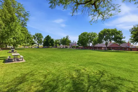 114 N 100 E, Washington, UT 84780 photo 24