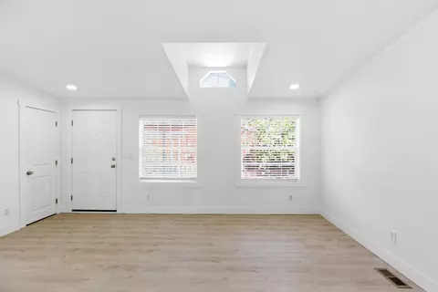 114 N 100 E, Washington, UT 84780 photo 8