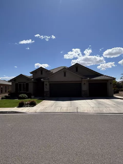 494 Mirage Dr, Washington, UT 84780