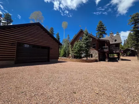 3105 N Colt Rd, Duck Creek Village, UT 84762