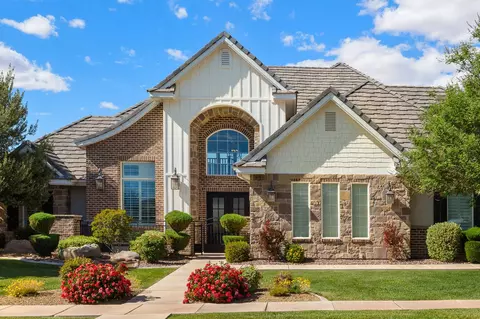 2737 E 3710 St S, Saint George, UT 84790