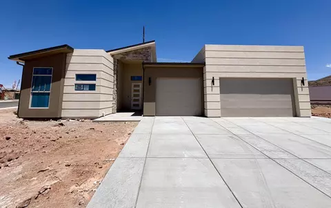 308 N 2805 W, Hurricane, UT 84737