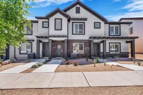 3227 Elkhorn Ln, Washington, UT 84780