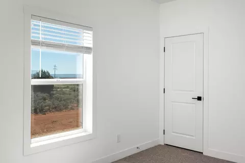 Bedroom - 4175 E Mountain View Dr, Kanab, UT 84741 photo 6 of 9