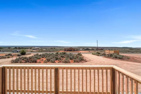 Exterior - 4175 E Mountain View Dr, Kanab, UT 84741 photo 2 of 14