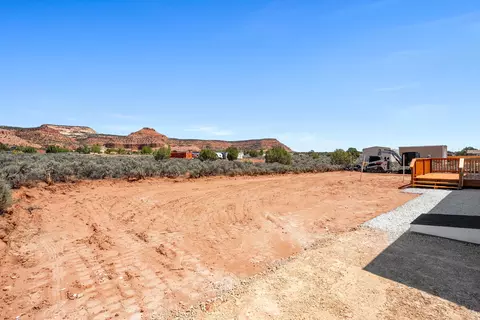 Exterior - 4175 E Mountain View Dr, Kanab, UT 84741 photo 11 of 14