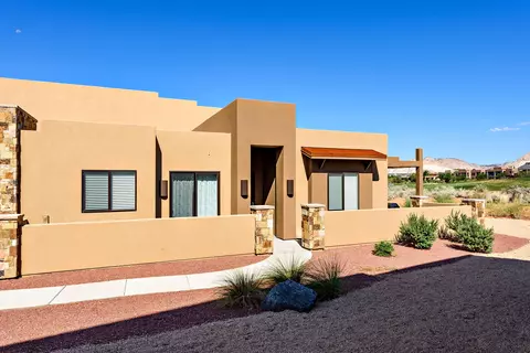 1666 W Caledonia Dunes Dr, Saint George, UT 84770