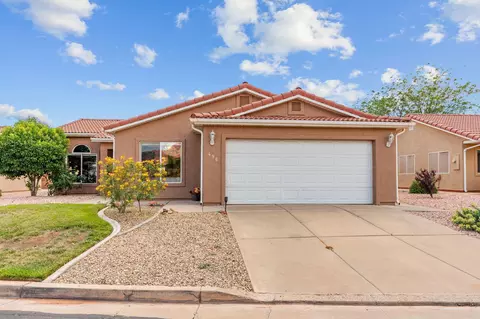 496 E Oasis Dr, Ivins, UT 84738