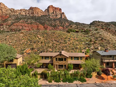 105 River Bend Cir, Springdale, UT 84767