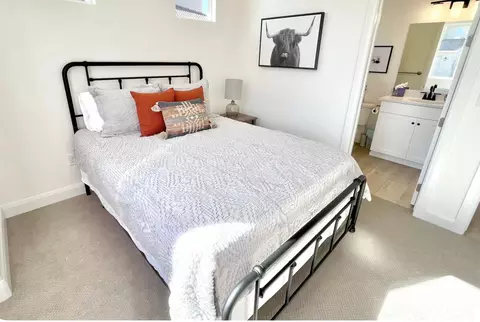 Bedroom - 1347 Paseos St, Washington, UT 84780 photo 5 of 11