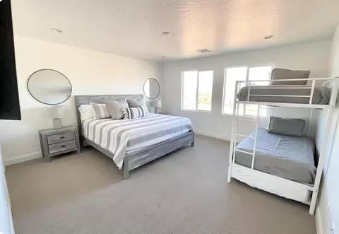 Bedroom - 1347 Paseos St, Washington, UT 84780 photo 8 of 11