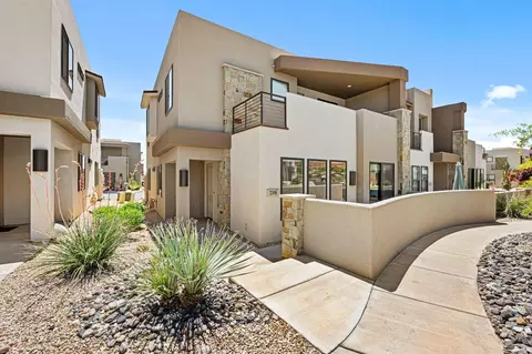 2306 N Park Ctr #43, Washington, UT 84780