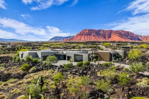2515 N Tacheene Dr, Saint George, UT 84770