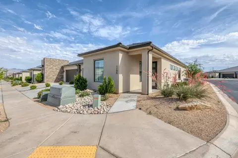1196 W Ledgerwood Dr, Saint George, UT 84790
