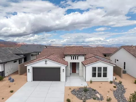 1604 N Ascent St #145, Washington, UT 84780