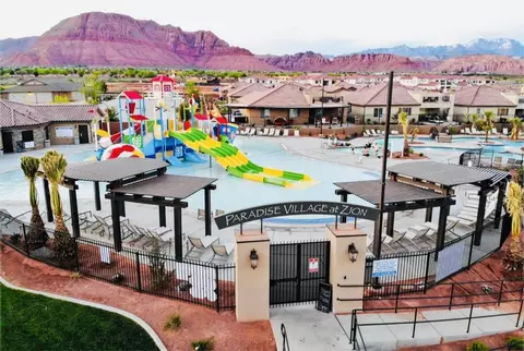 3800 Paradise Village Dr #74, Santa Clara, UT 84765
