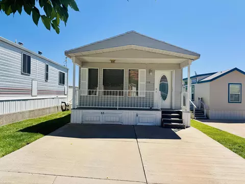 1150 W Red Hills Pkwy #148, Washington, UT 84780