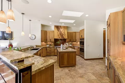 Kitchen - 1500 E Split Rock Dr UNIT 20, Ivins, UT 84738 photo 1 of 9